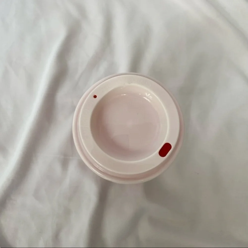 STARBUCKS Holiday Cup